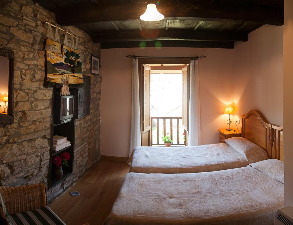 Casa Rural Pandelo Guest House Vega de Valcarce Room photo